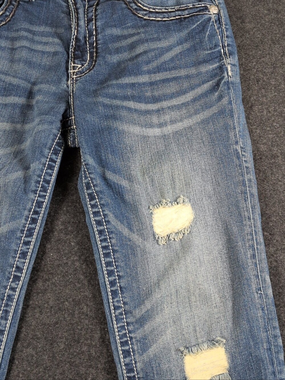 Miss Me Boyfriend Capri Distressed Jeans Size 29 - Picture 11 of 11